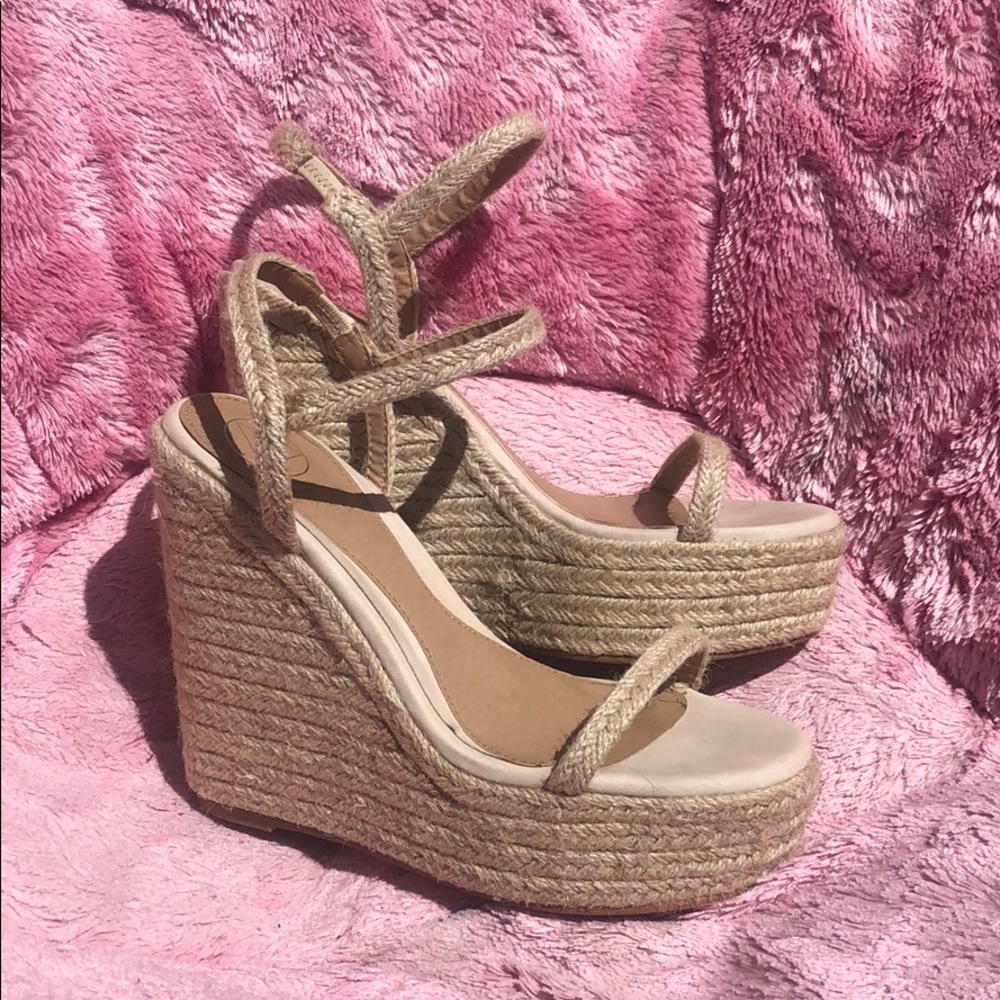 Missguided wedges 7